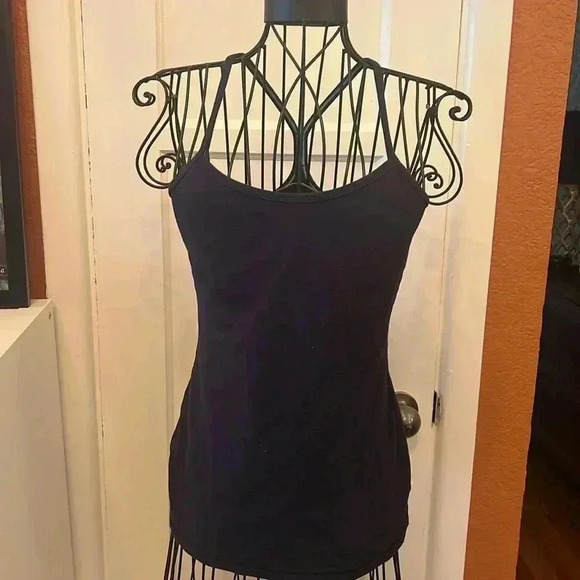 COPY - Lululemon Power Y Tank-Sz 6 - Picture 1 of 4